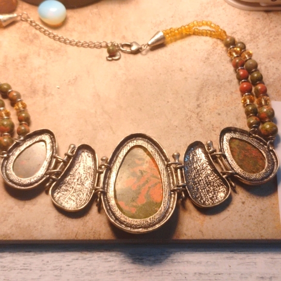 🤗💕Stunning!/ Teardrop Unikite gemstones Necklace 🌹❤️ - Picture 7 of 8